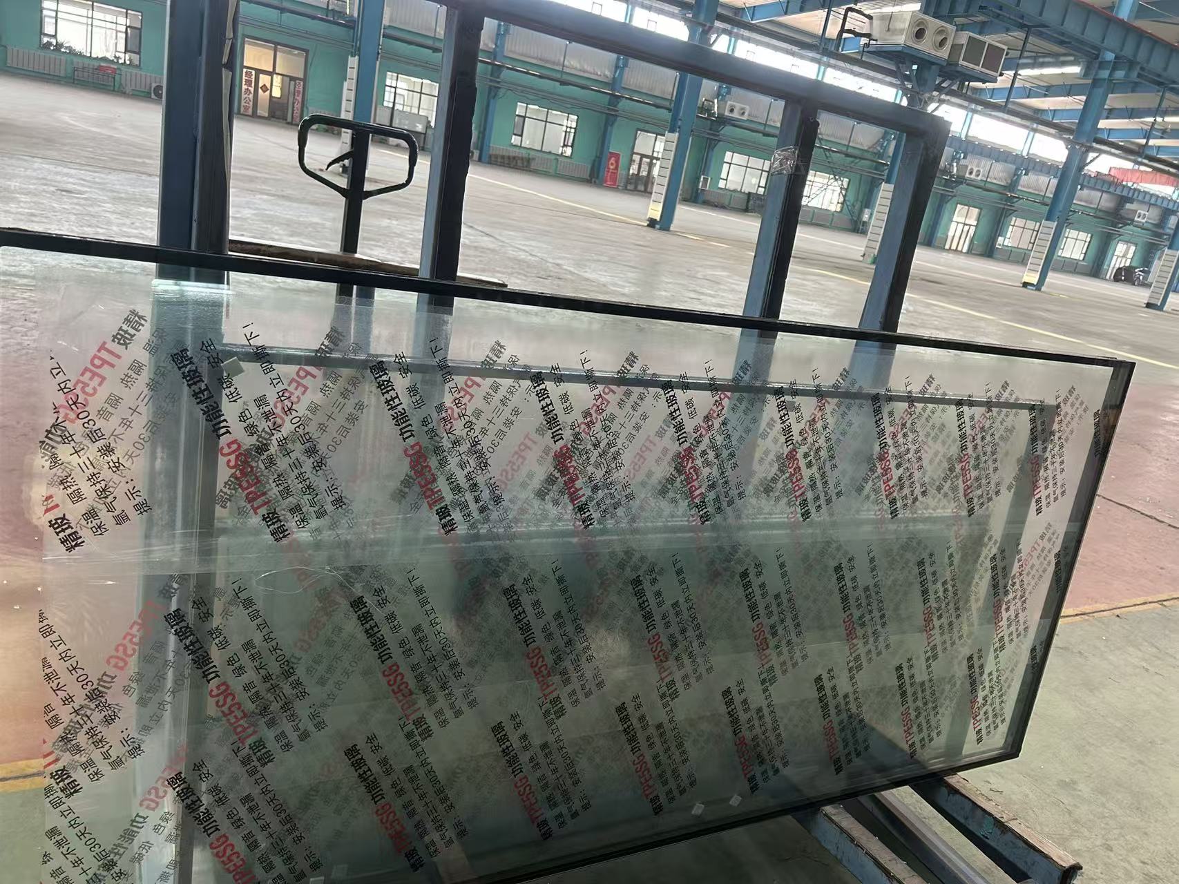 博尔塔拉蒙古自治州玻璃源头工厂彩轴玻璃 - 价格